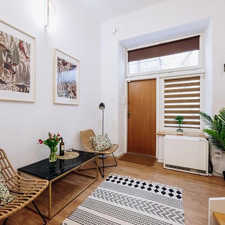 Nest Cosy Apt Old Town & Wawel Hill By Vistula River - By Homelike 크라쿠프 외부 사진